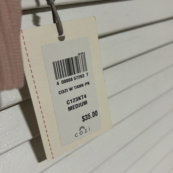 NWT Cozi Crop - Picture 3 of 4